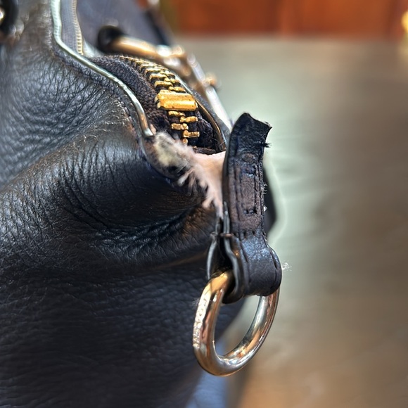 Coach Bag with Handles and Cross Body/Shoulder Strap. Silver Hardware - Picture 6 of 13